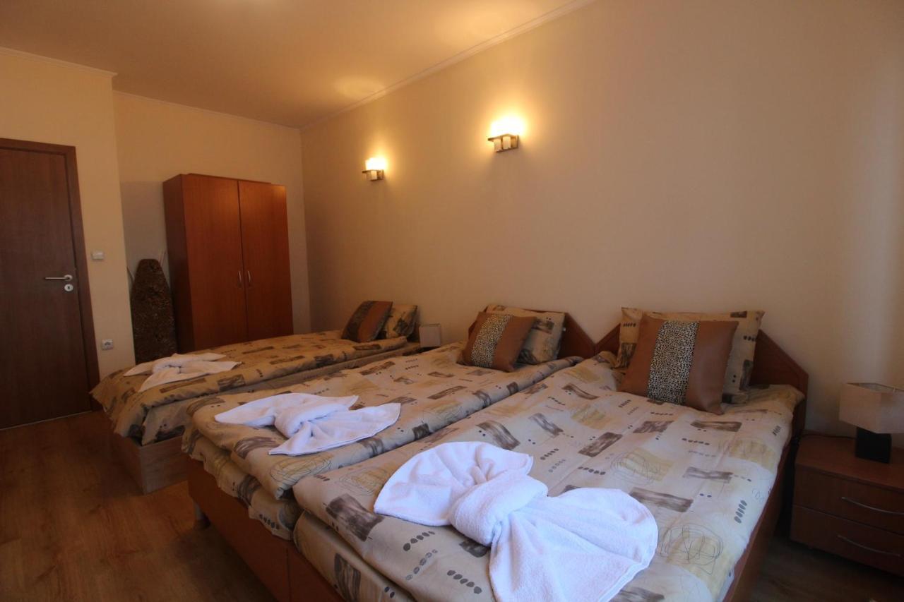 2 Bedroom Apartment Near Gondola Банско Екстериор снимка
