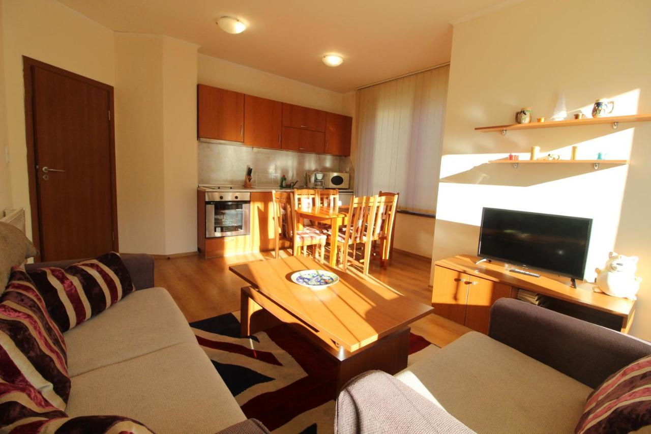 2 Bedroom Apartment Near Gondola Банско Екстериор снимка