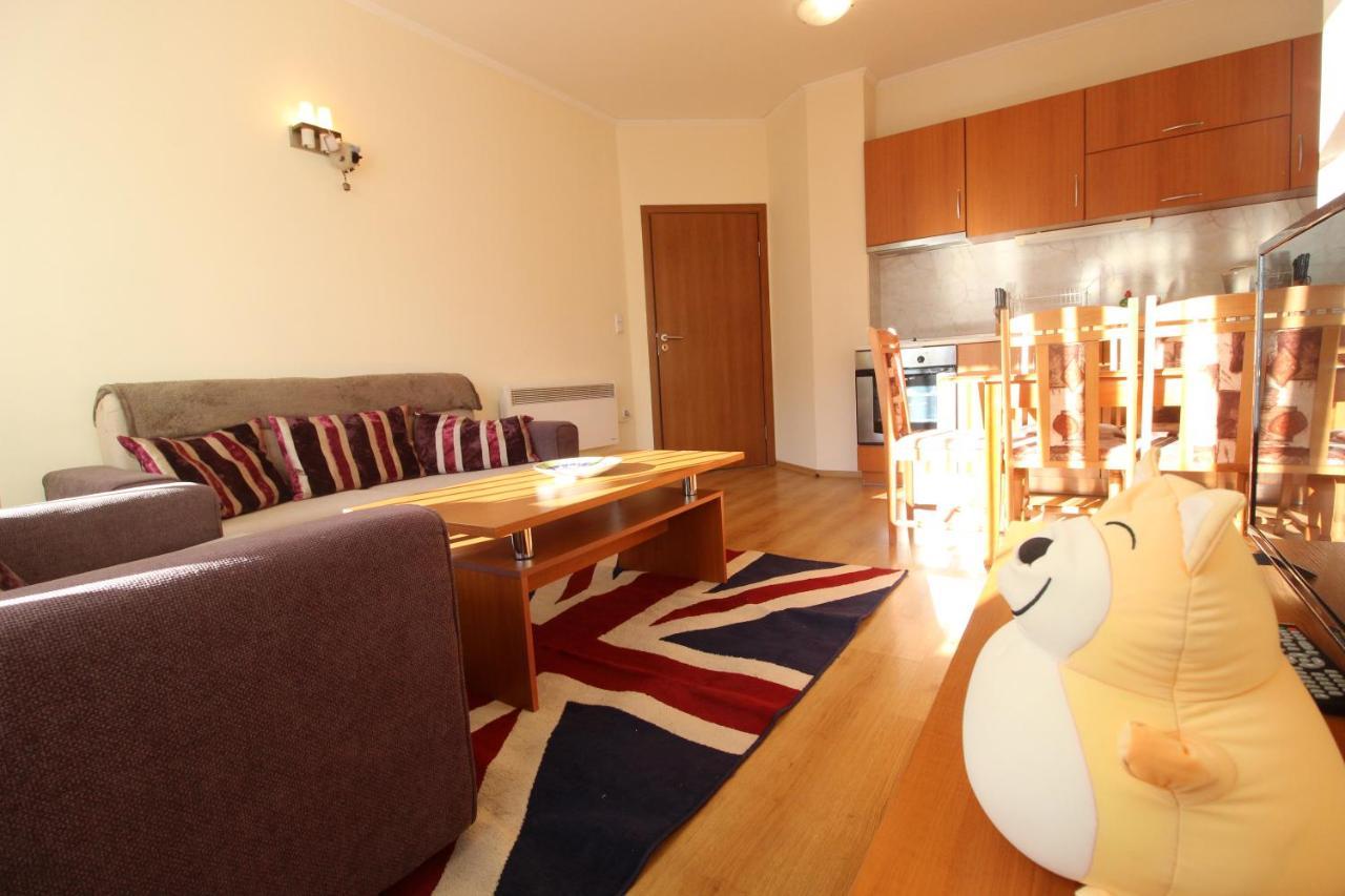 2 Bedroom Apartment Near Gondola Банско Екстериор снимка