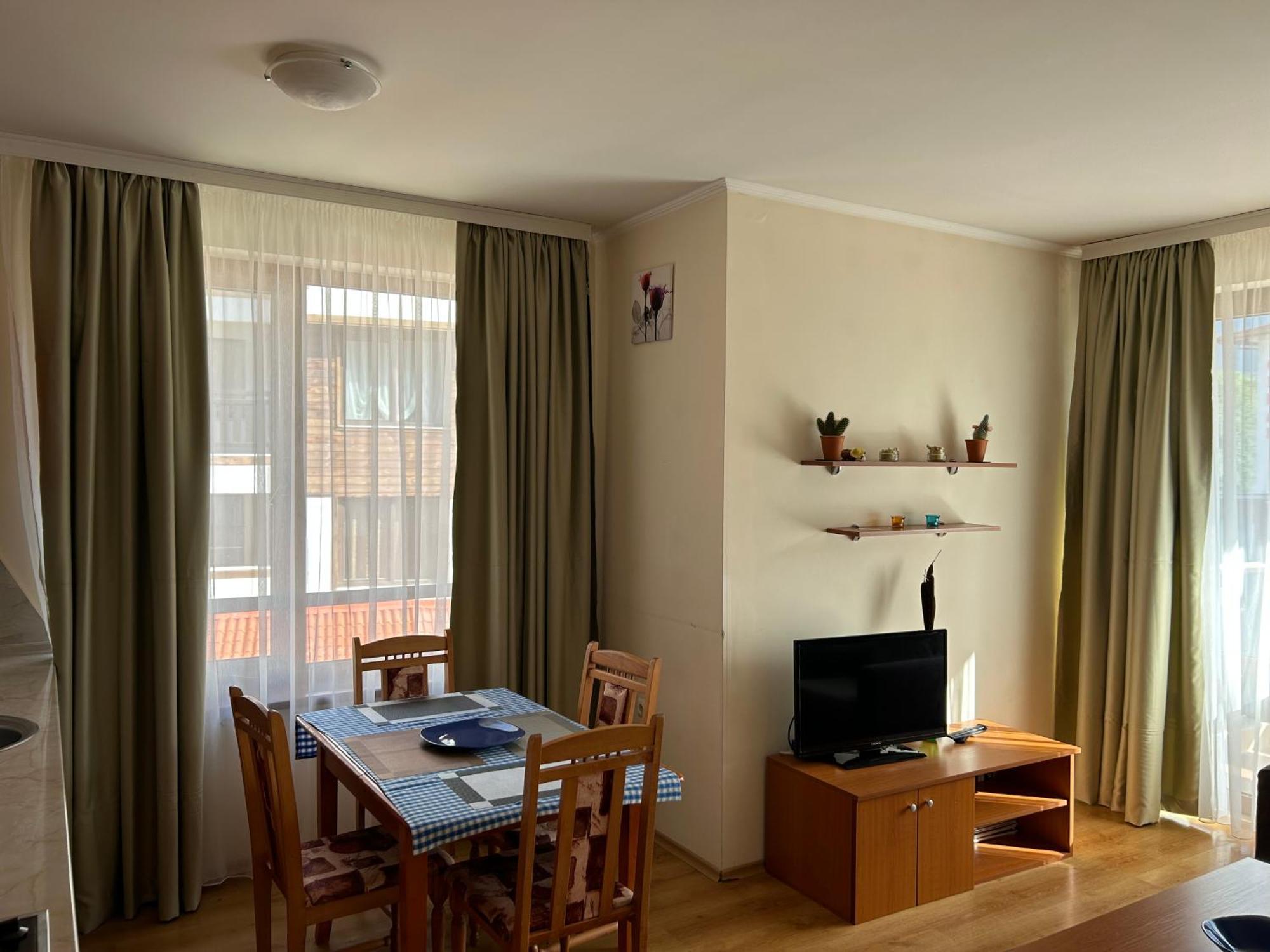 2 Bedroom Apartment Near Gondola Банско Екстериор снимка